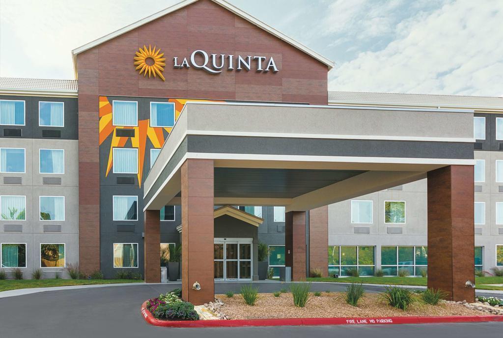 La Quinta Inn & Suites By Wyndham メリーズヴィル エクステリア 写真