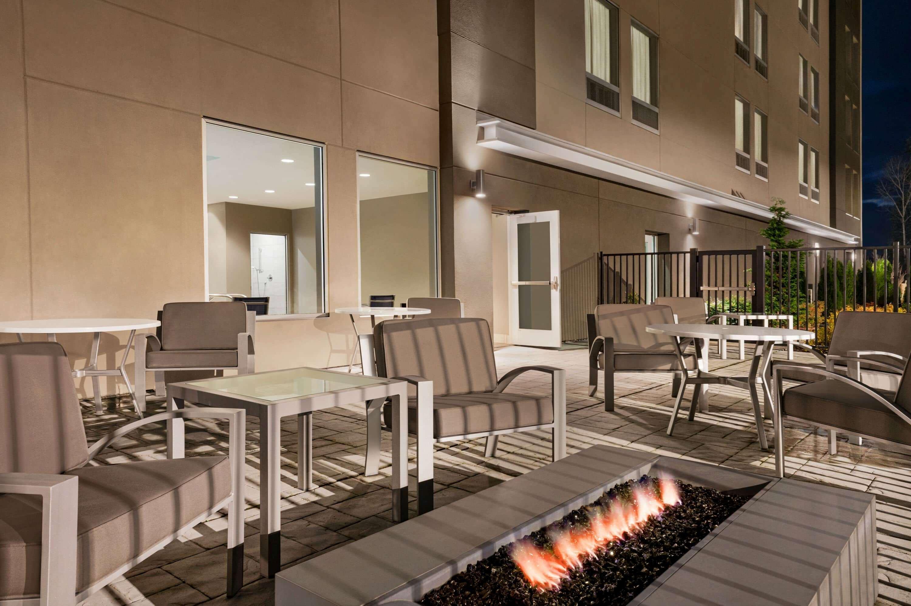 La Quinta Inn & Suites By Wyndham メリーズヴィル エクステリア 写真
