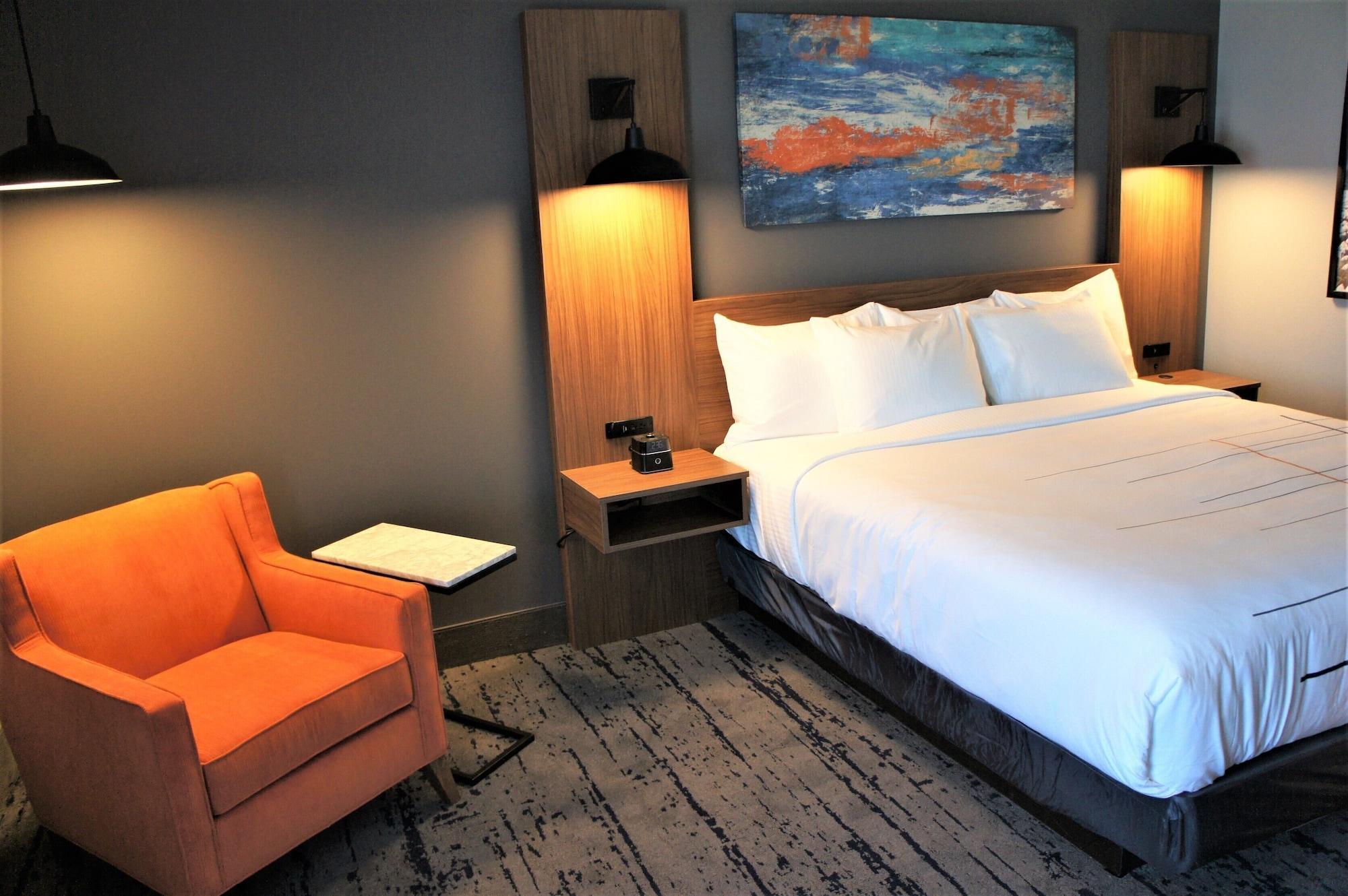 La Quinta Inn & Suites By Wyndham メリーズヴィル エクステリア 写真