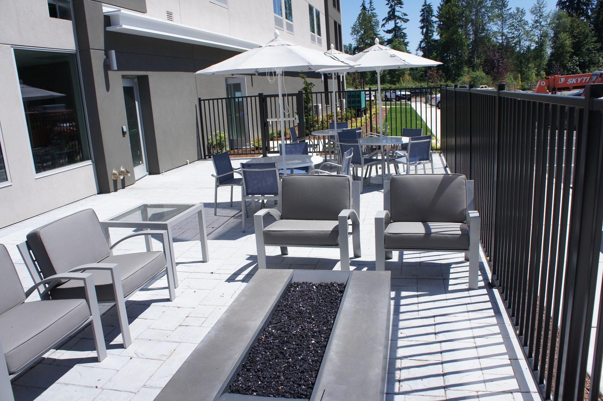 La Quinta Inn & Suites By Wyndham メリーズヴィル エクステリア 写真