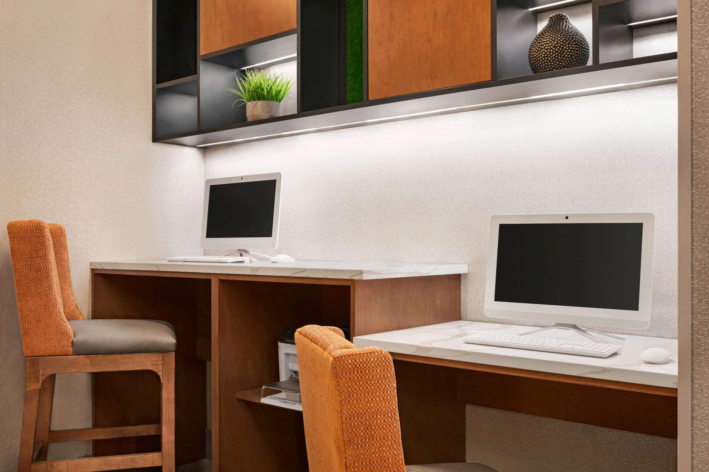 La Quinta Inn & Suites By Wyndham メリーズヴィル エクステリア 写真