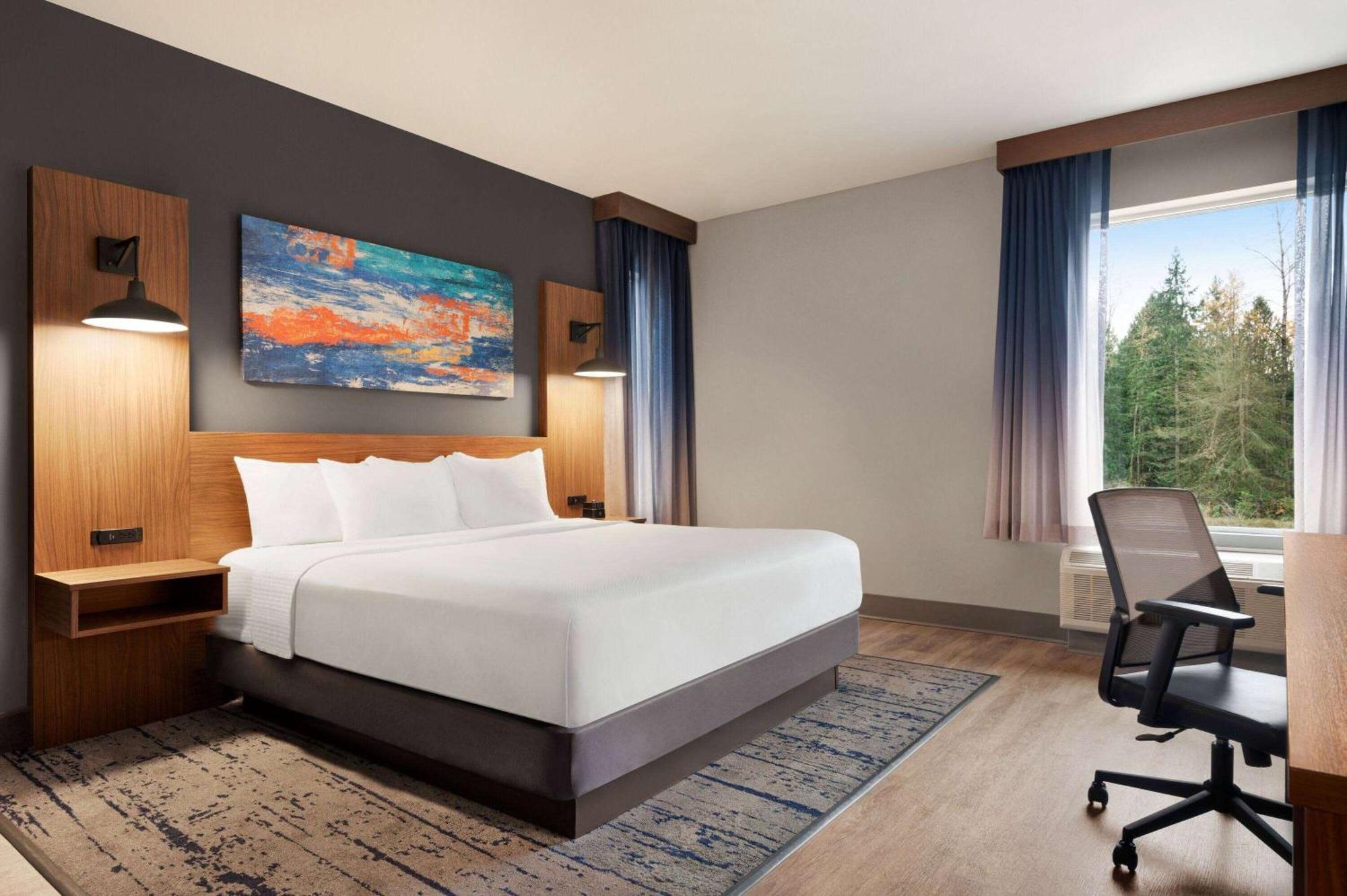 La Quinta Inn & Suites By Wyndham メリーズヴィル エクステリア 写真