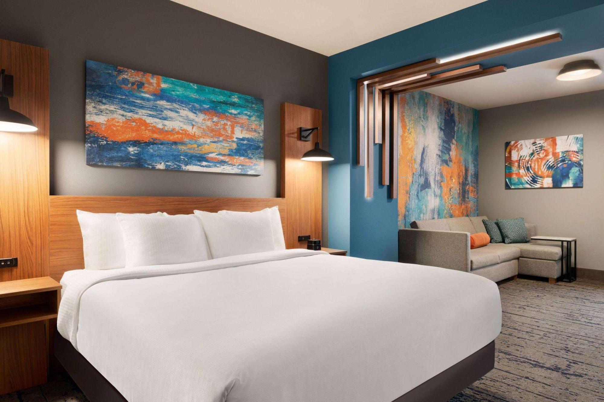 La Quinta Inn & Suites By Wyndham メリーズヴィル エクステリア 写真
