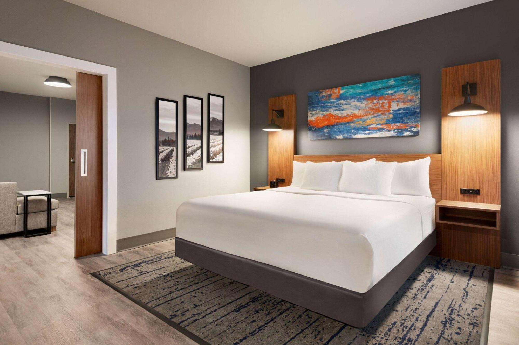 La Quinta Inn & Suites By Wyndham メリーズヴィル エクステリア 写真